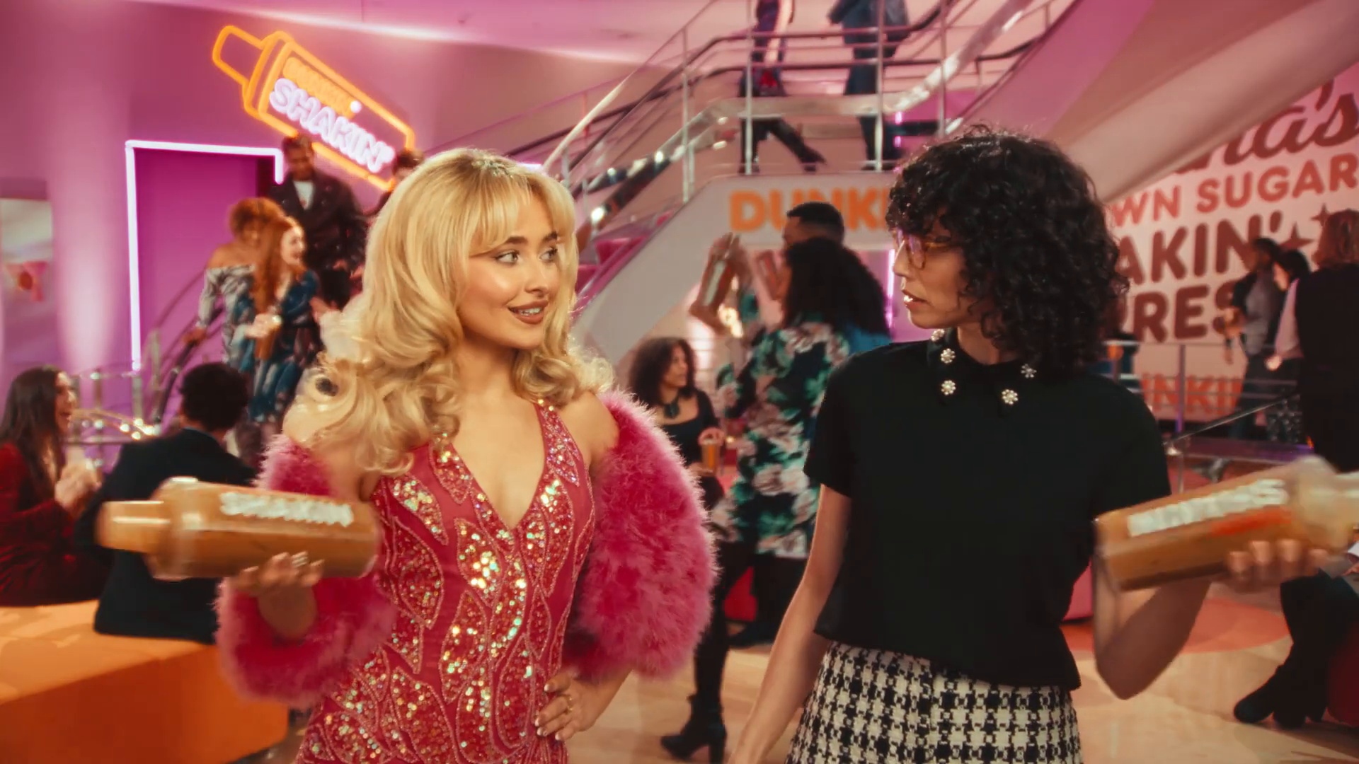 sc-dunkin-vid-caps_007.jpg sc-dunkin-vid-caps_007.jpg