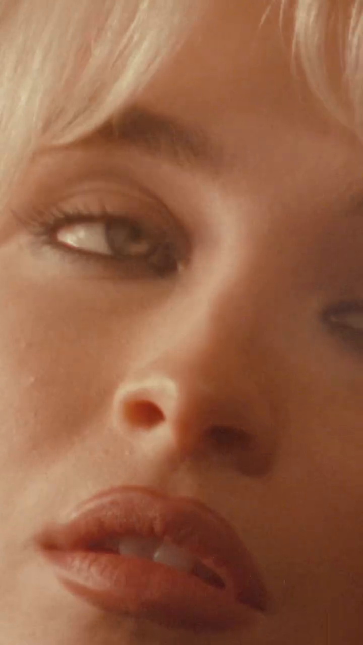 versace-lavacaza-promo-vid_002.jpg versace-lavacaza-promo-vid_002.jpg