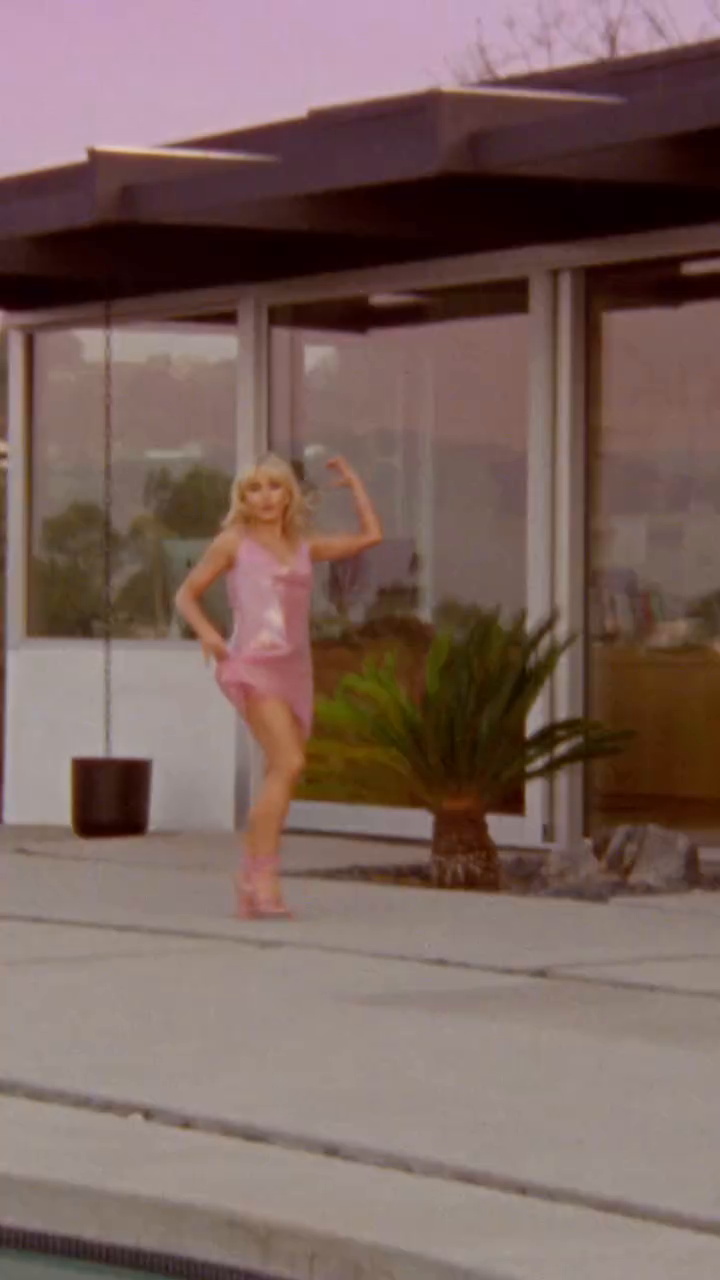 versace-lavacaza-promo-vid_009.jpg versace-lavacaza-promo-vid_009.jpg