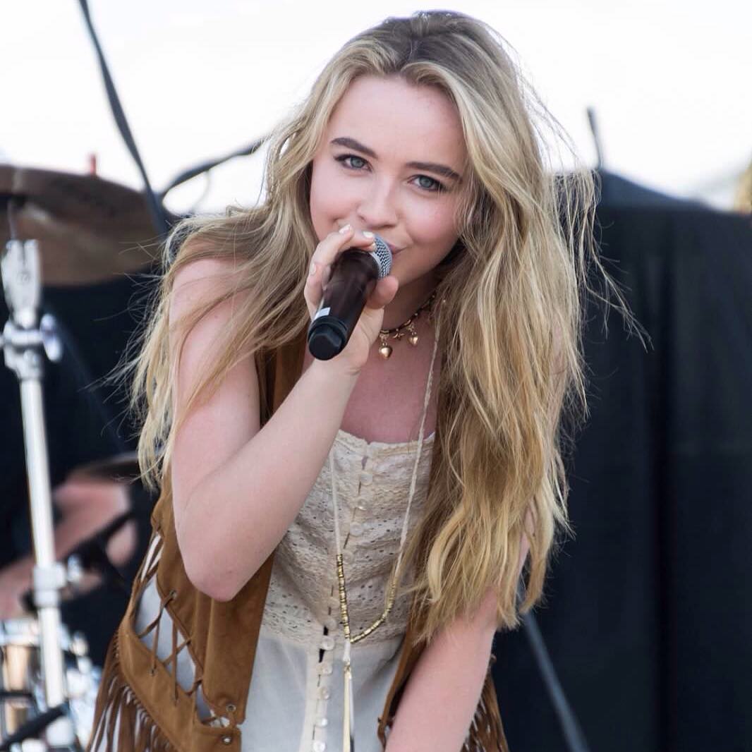 15-ball-fest-perf_005.jpg 15-ball-fest-perf_005.jpg