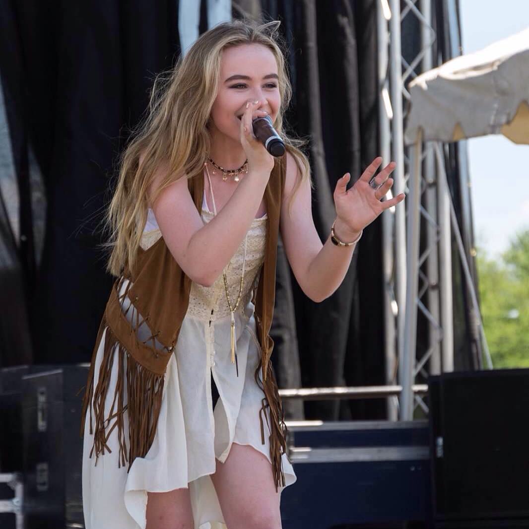 15-ball-fest-perf_007.jpg 15-ball-fest-perf_007.jpg