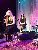 awesomenesstv-perf_016.jpg