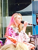 dc-fanfest-aus-perf_031.jpg