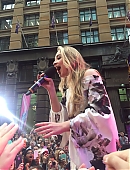 dc-fanfest-aus-perf_034.jpg