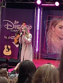 dc-fanfest-aus-perf_044.jpg