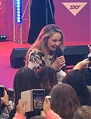 dc-fanfest-aus-perf_055.jpg