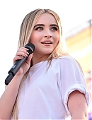 18-wangotango-vill-perf_001.jpg