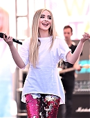 18-wangotango-vill-perf_013.jpg