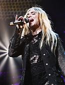 1061kissfm-jb-perf_050.jpg