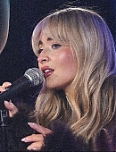 bbcr1-livelounge-perf_001.jpg