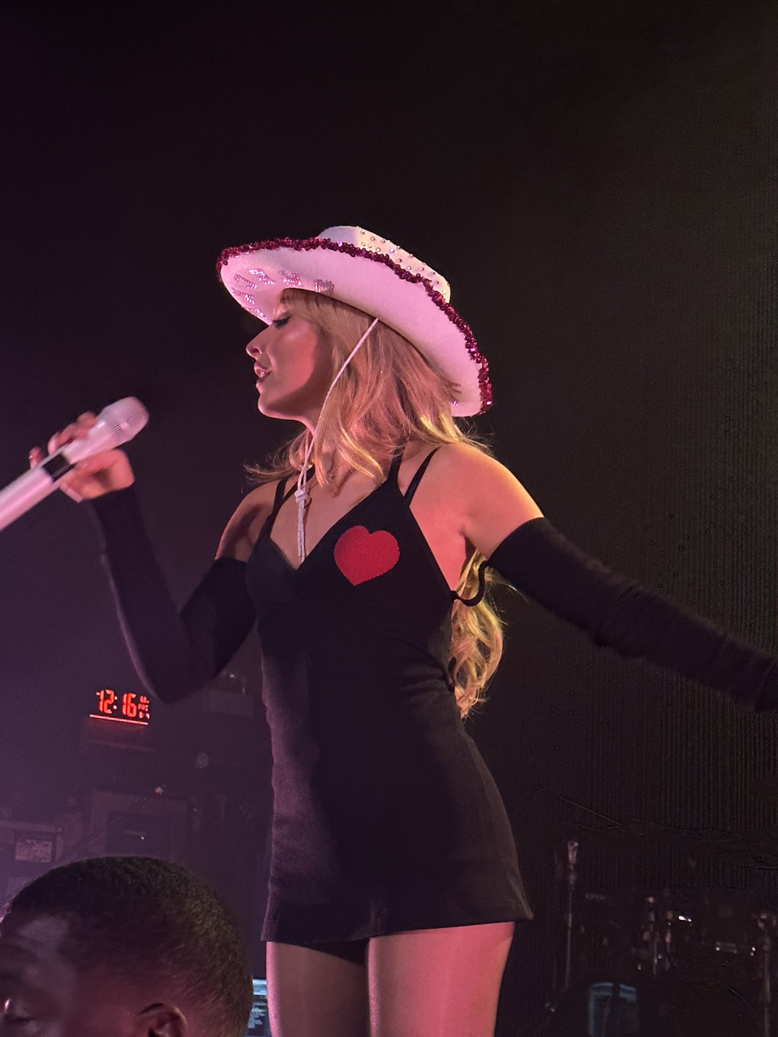 lolla-aftershow_034.jpg lolla-aftershow_034.jpg