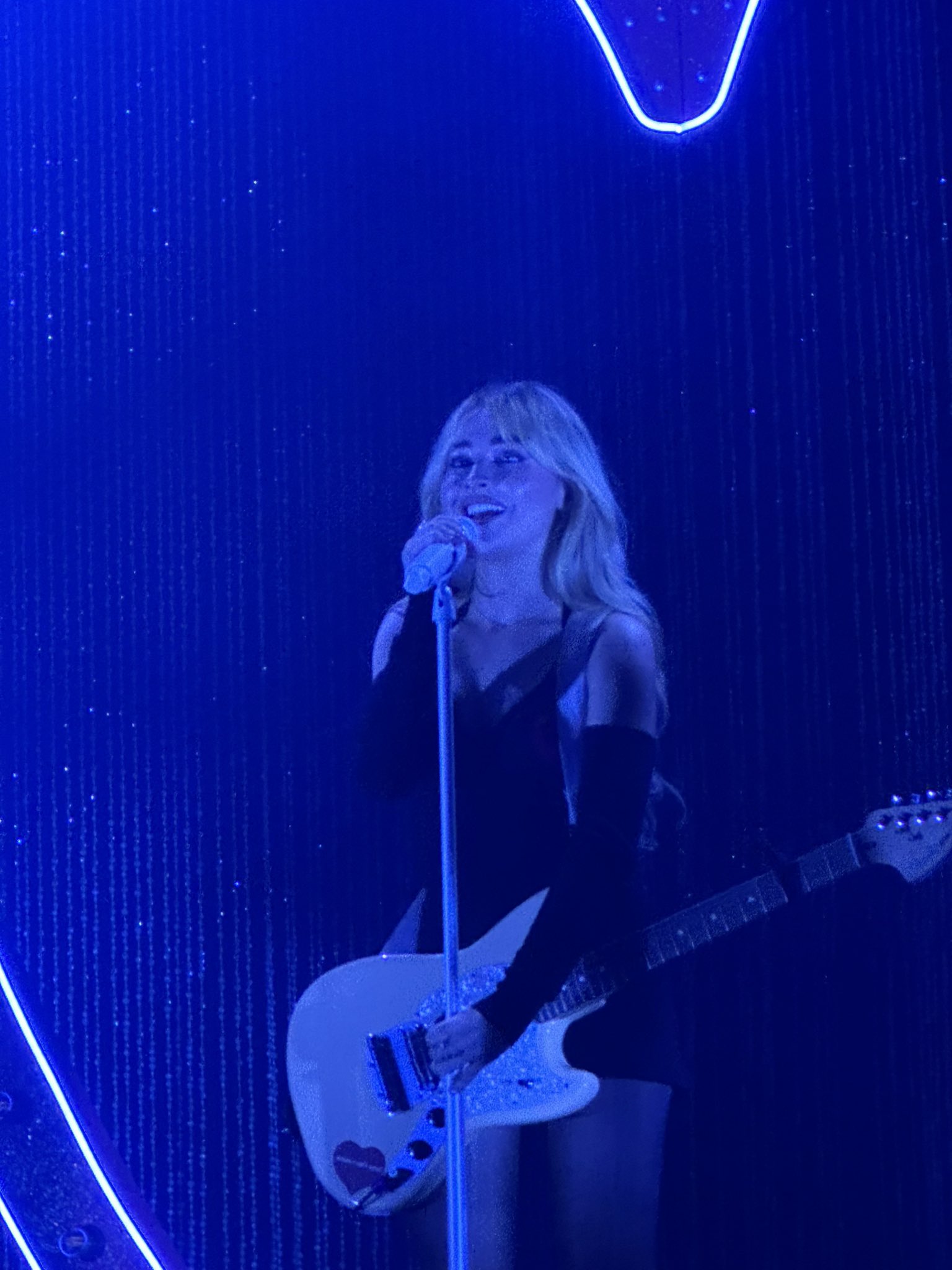 lolla-aftershow_076.jpg lolla-aftershow_076.jpg