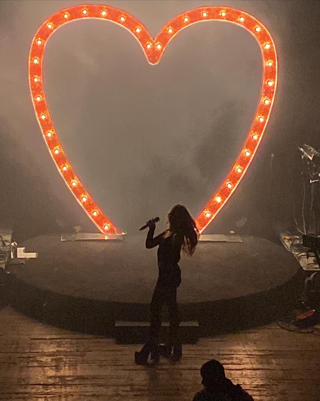 lolla-aftershow_136.jpg lolla-aftershow_136.jpg