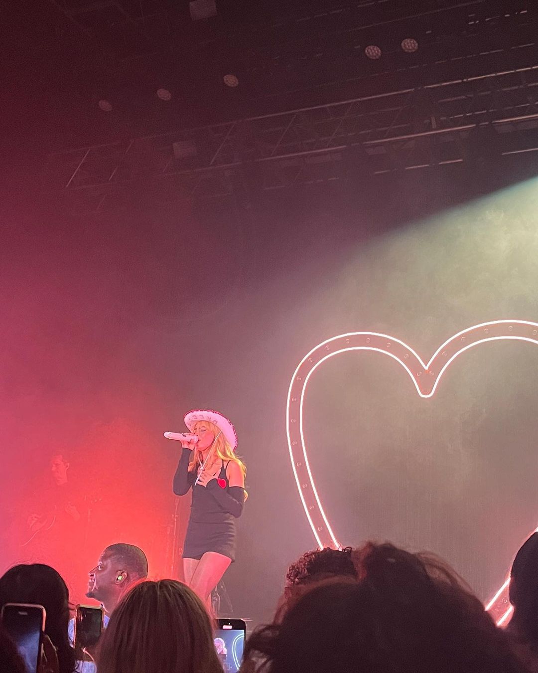 lolla-aftershow_149.jpg lolla-aftershow_149.jpg