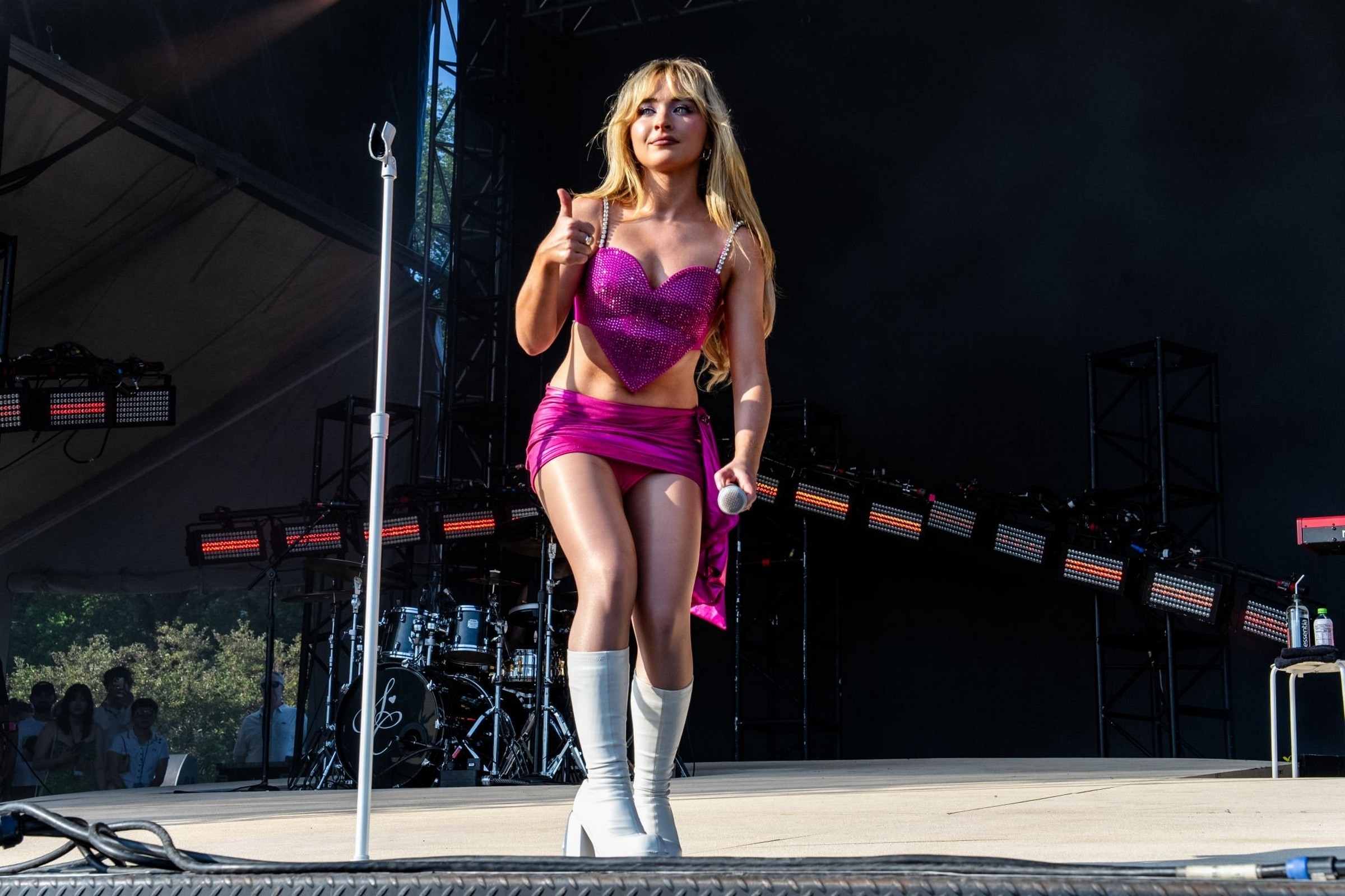 23lollachi-perf_068.jpg 23lollachi-perf_068.jpg