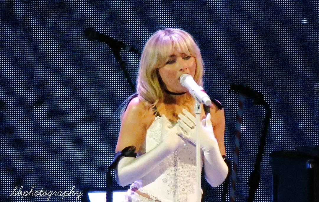 23-p961-jb-perf_006.jpg 23-p961-jb-perf_006.jpg