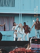 coachella-w2perf_041.jpg