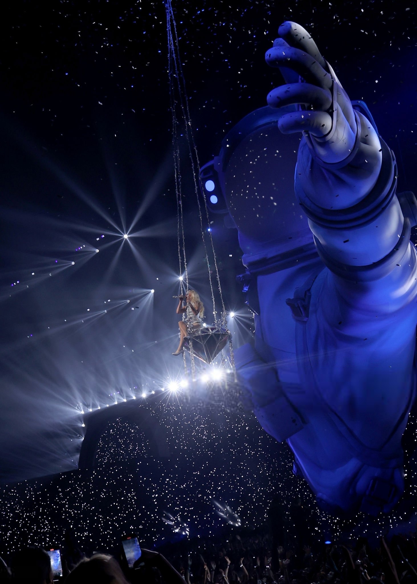 24vmas-perf_037.jpg 24vmas-perf_037.jpg