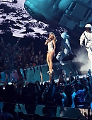 24vmas-perf_083.jpg