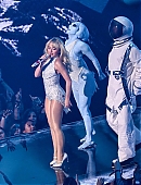 24vmas-perf_088.jpg