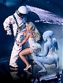 24vmas-perf_092.jpg