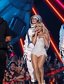 24vmas-perf_149.jpg