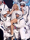 24vmas-perf_183.jpg