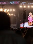 Filename=lolla-25-perf_011.jpg
Filesize=493KiB
Dimensions=3000x2000
Date added=Aug 04, 2025 lolla-25-perf_011.jpg