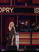 Filename=opry-debut_008.jpg
Filesize=186KiB
Dimensions=1440x1800
Date added=Oct 08, 2025 opry-debut_008.jpg