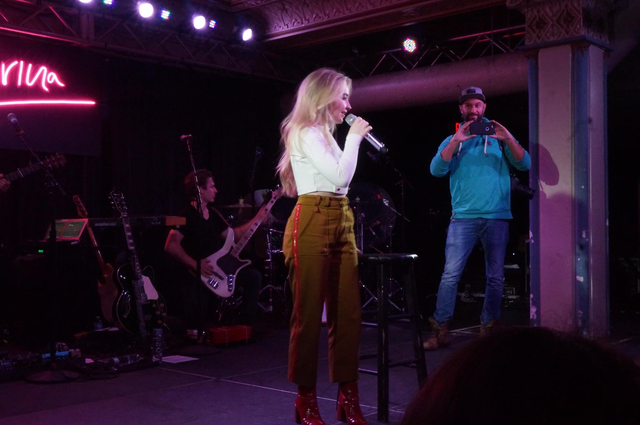 evoltour-indy1_100.jpg evoltour-indy1_100.jpg