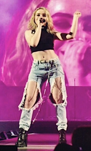 ag-dw-rdj_012.jpg ag-dw-rdj_012.jpg