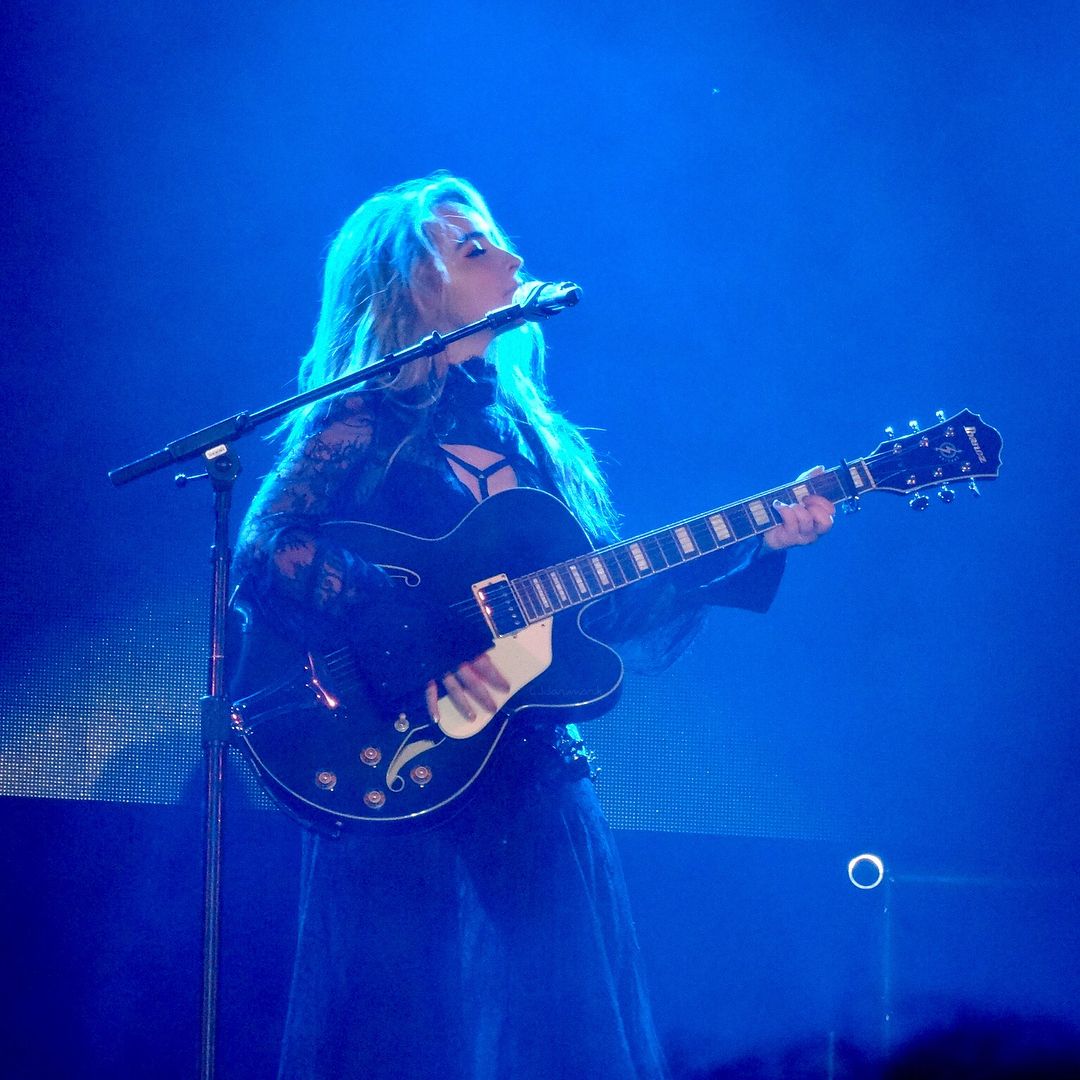 detour-hb_040.jpg detour-hb_040.jpg