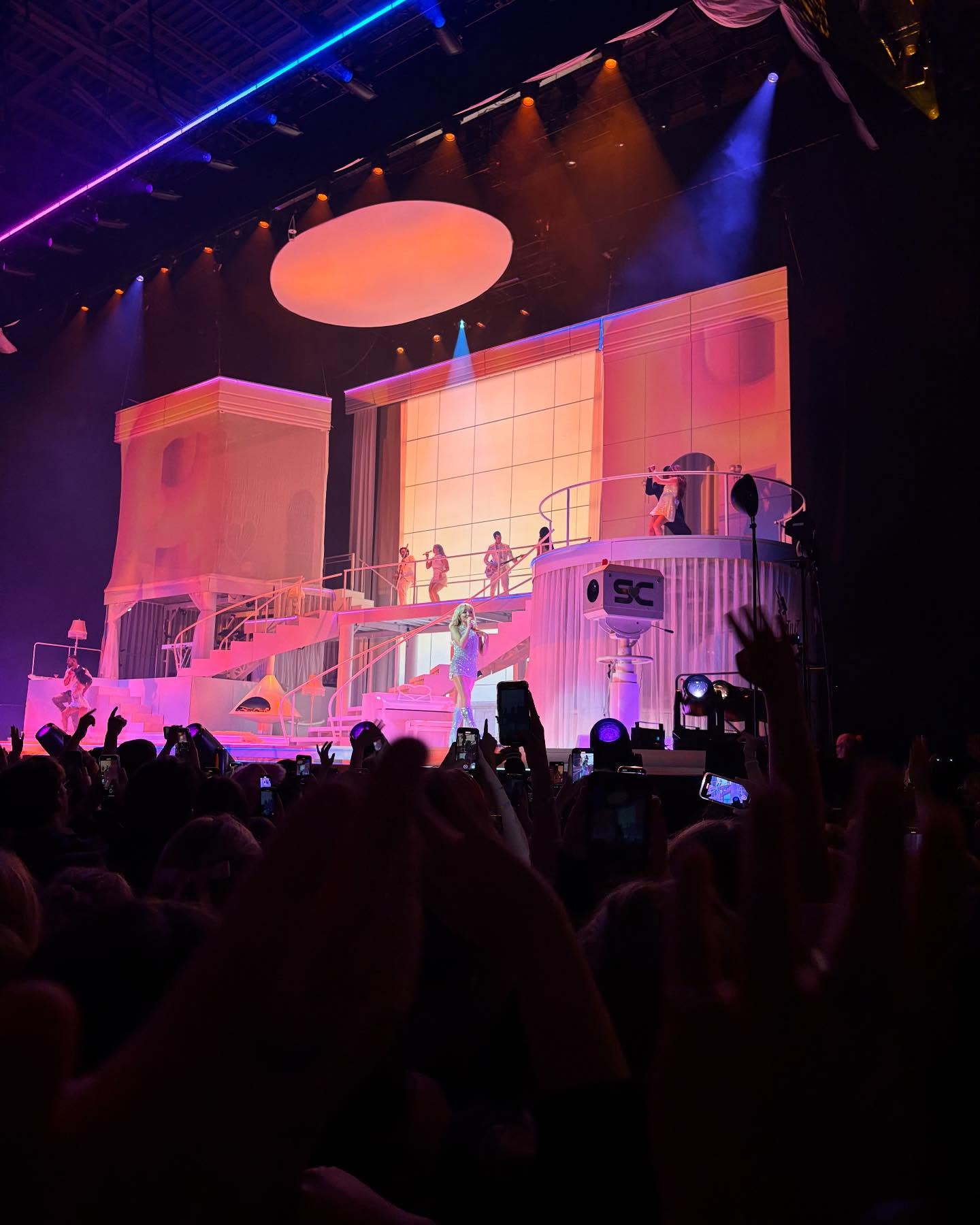 snstour-dublin1_080.jpg snstour-dublin1_080.jpg