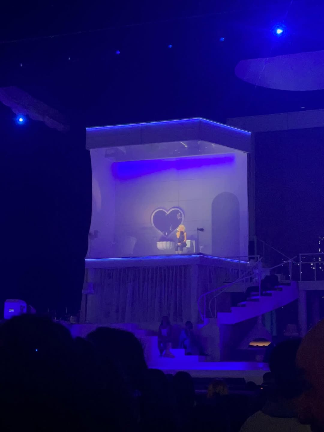 25snstour-toronto-n2_025.jpg 25snstour-toronto-n2_025.jpg