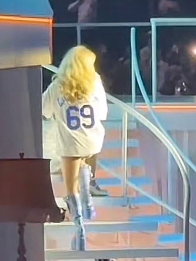 snstour25-la5_036.jpg snstour25-la5_036.jpg