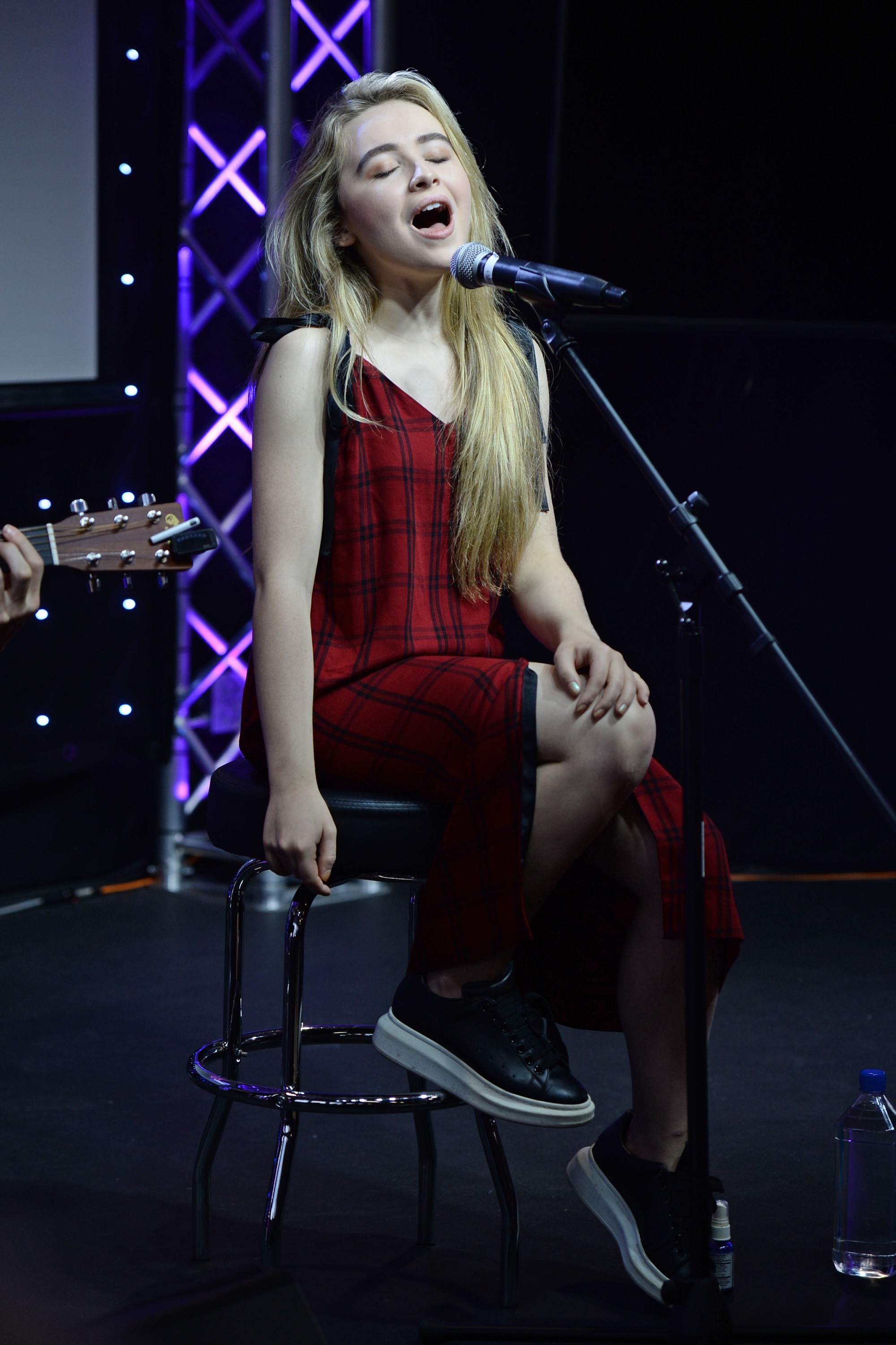 16evolradio-hits973_055.jpg 16evolradio-hits973_055.jpg