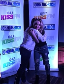 17thumbsradio-1047kiss_002.jpg