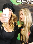 Filename=17thumbsradio-movin925_006.jpg
Filesize=681KiB
Dimensions=2915x2256
Date added=Feb 11, 2024 17thumbsradio-movin925_006.jpg