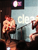 Filename=17thumbsradio-971zht_015.jpg
Filesize=183KiB
Dimensions=667x500
Date added=Feb 11, 2024 17thumbsradio-971zht_015.jpg