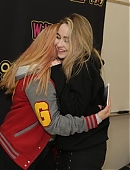 Filename=17thumbsradio-wild949_039.jpg
Filesize=37KiB
Dimensions=710x473
Date added=Feb 11, 2024 17thumbsradio-wild949_039.jpg