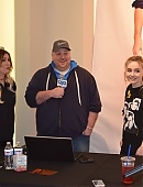 Filename=17thumbsradio-q92_008.jpg
Filesize=154KiB
Dimensions=2048x1365
Date added=Feb 11, 2024 17thumbsradio-q92_008.jpg