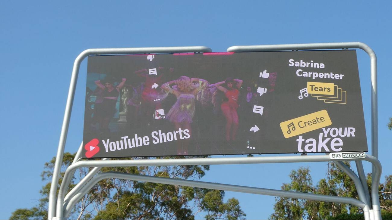 youtube-tears-billboard_002.jpg youtube-tears-billboard_002.jpg