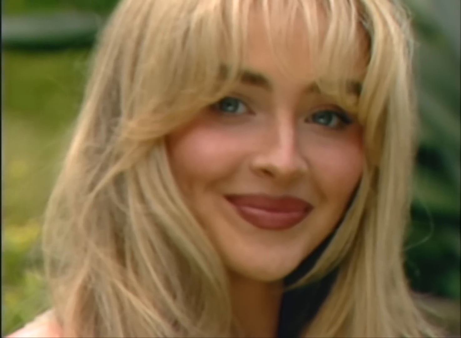 bad-reviews-lyrics-caps_004.jpg bad-reviews-lyrics-caps_004.jpg