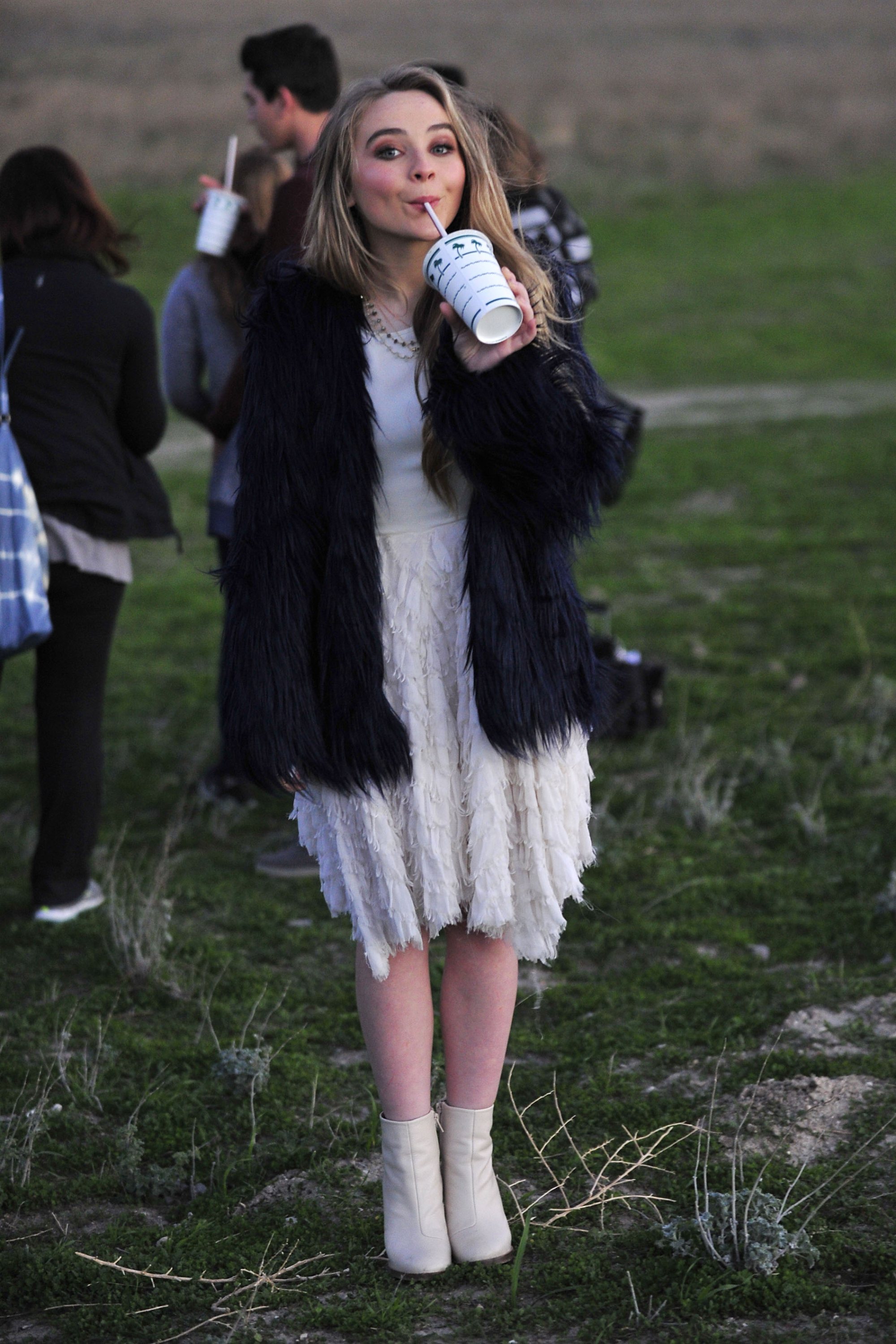 bethestars-bts-mvid_008.jpg bethestars-bts-mvid_008.jpg