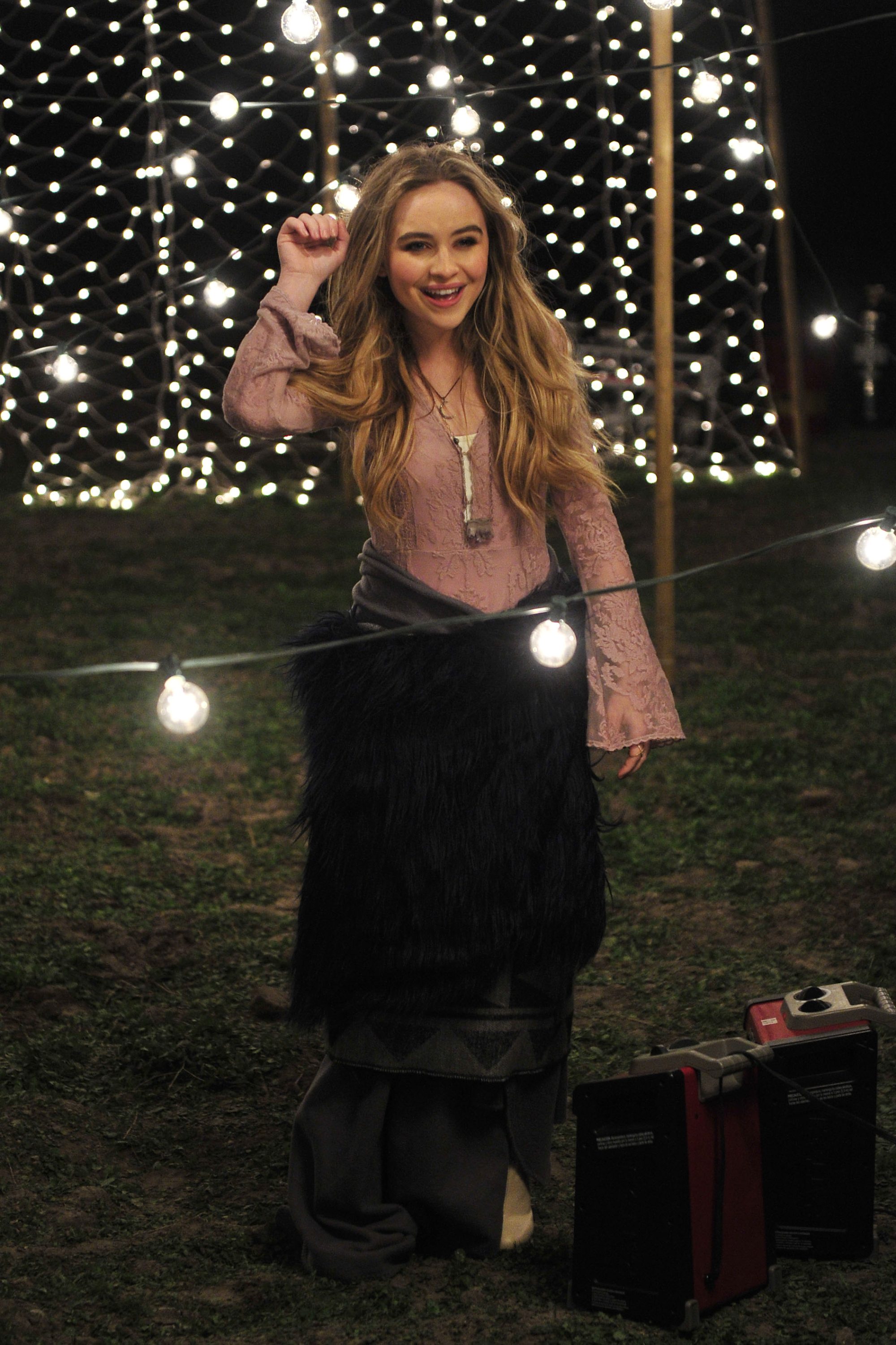 bethestars-bts-mvid_012.jpg bethestars-bts-mvid_012.jpg