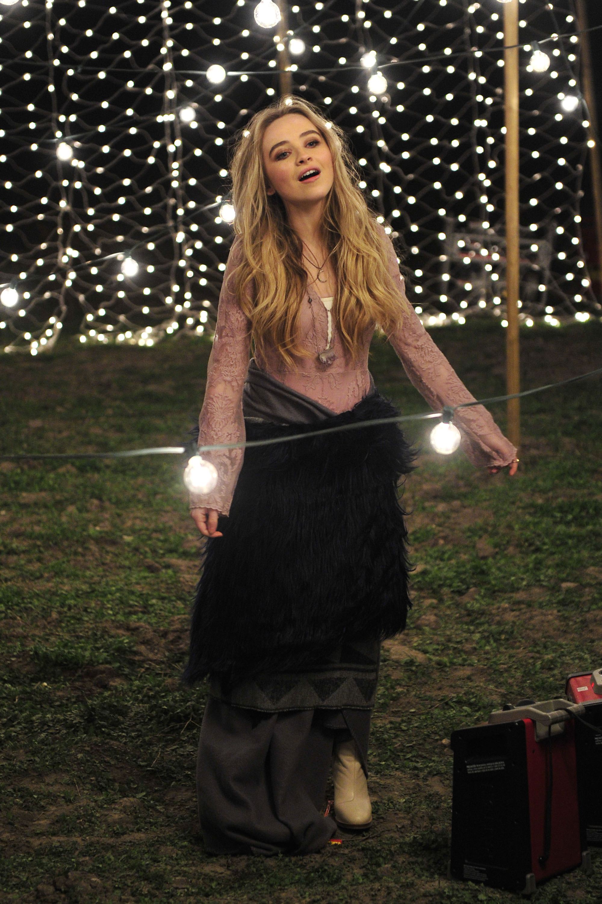 bethestars-bts-mvid_014.jpg bethestars-bts-mvid_014.jpg