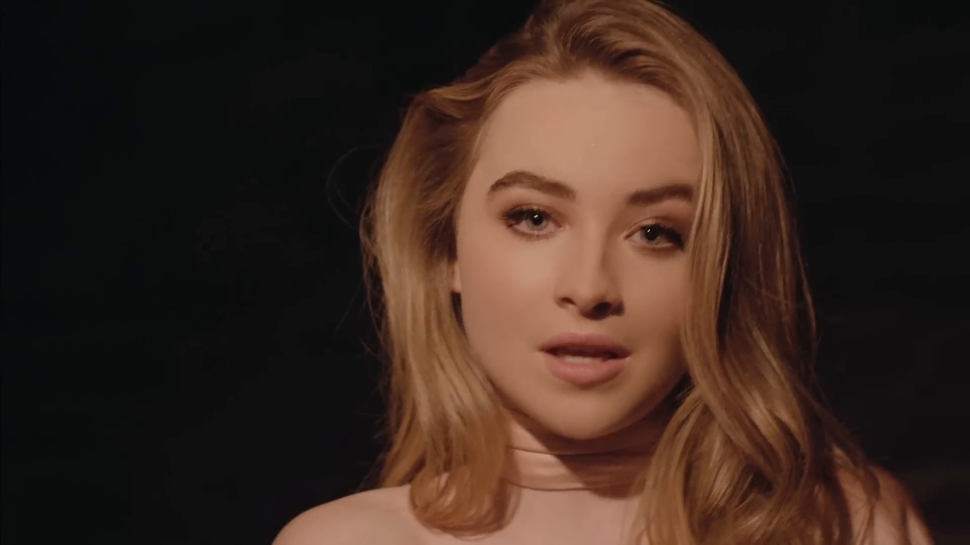 smokefire-mvid_013.jpg smokefire-mvid_013.jpg