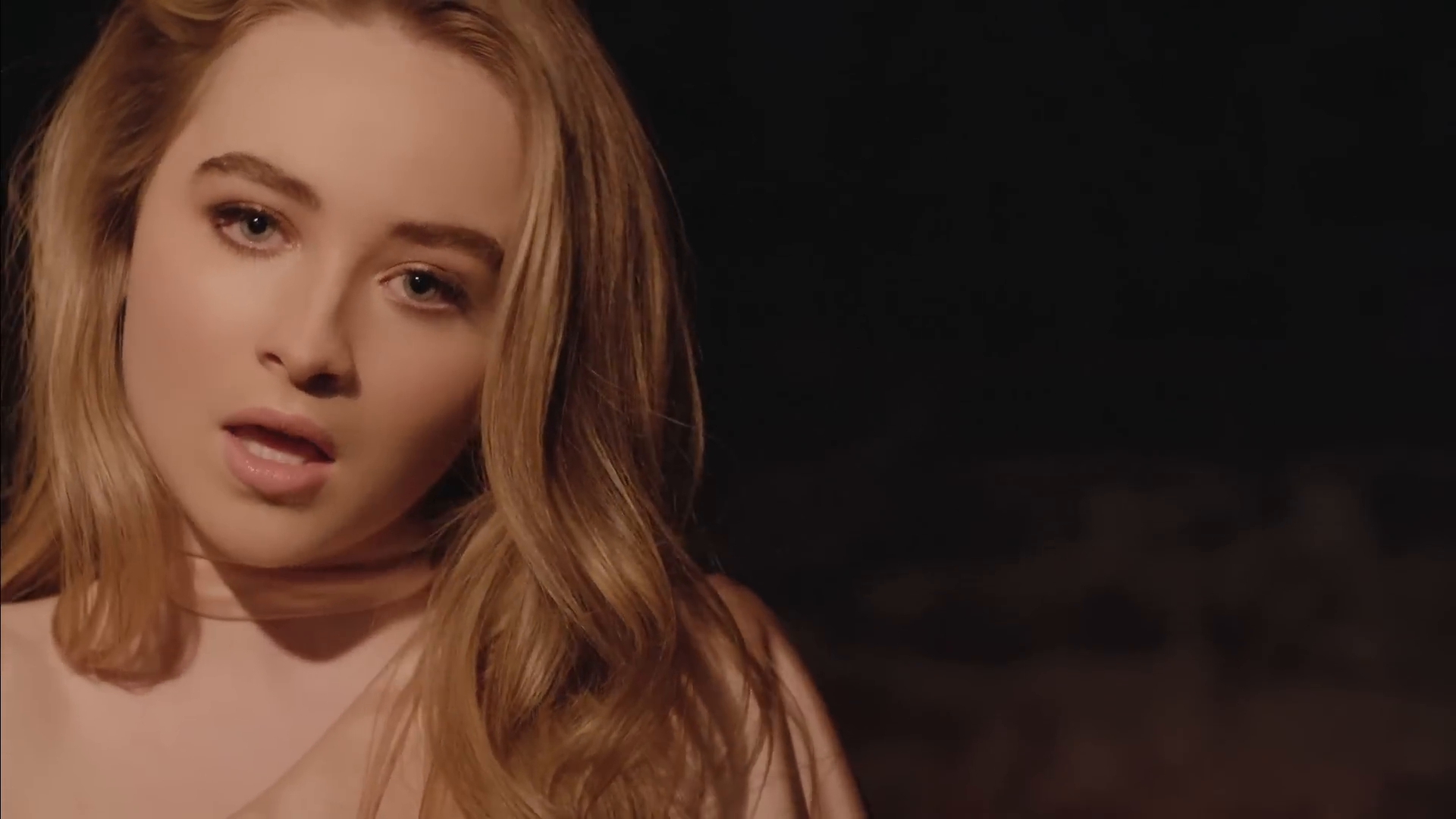 smokefire-mvid_015.jpg smokefire-mvid_015.jpg