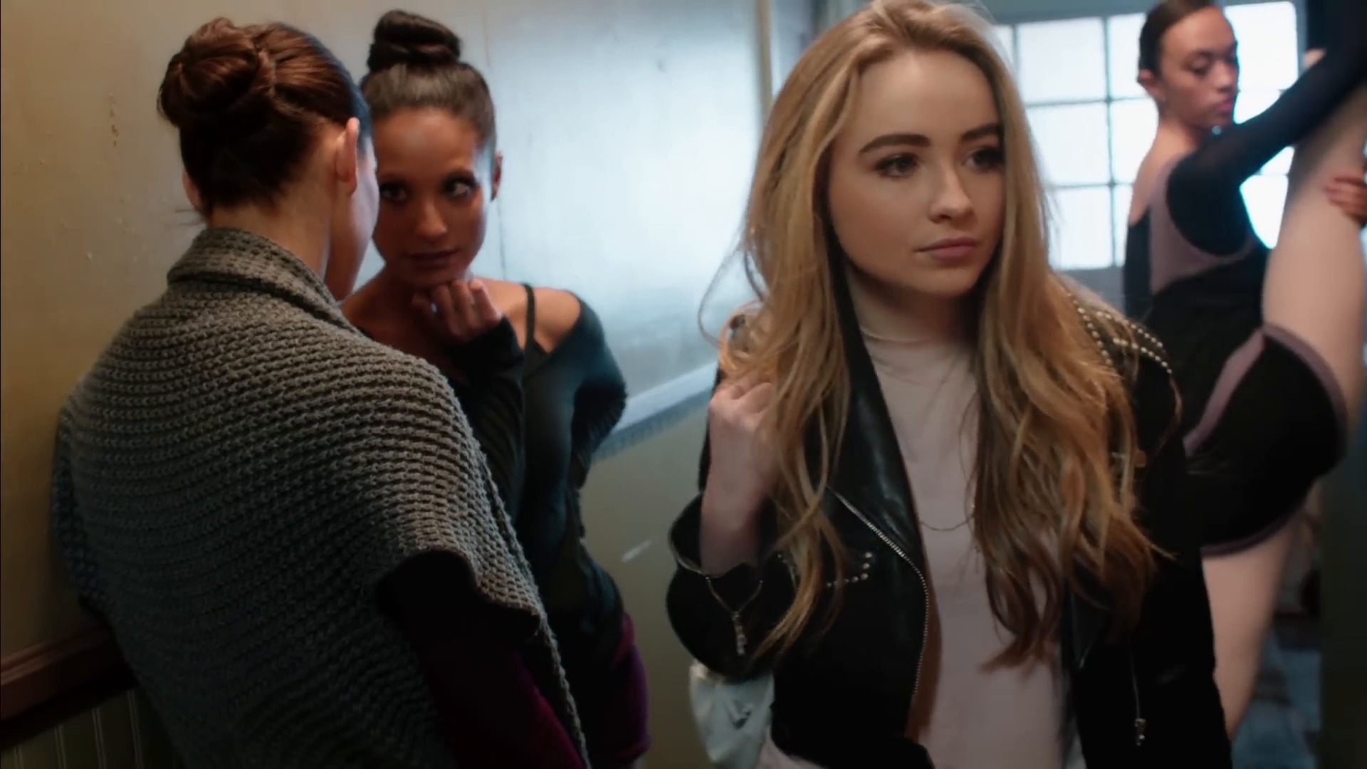 smokefire-mvid_020.jpg smokefire-mvid_020.jpg