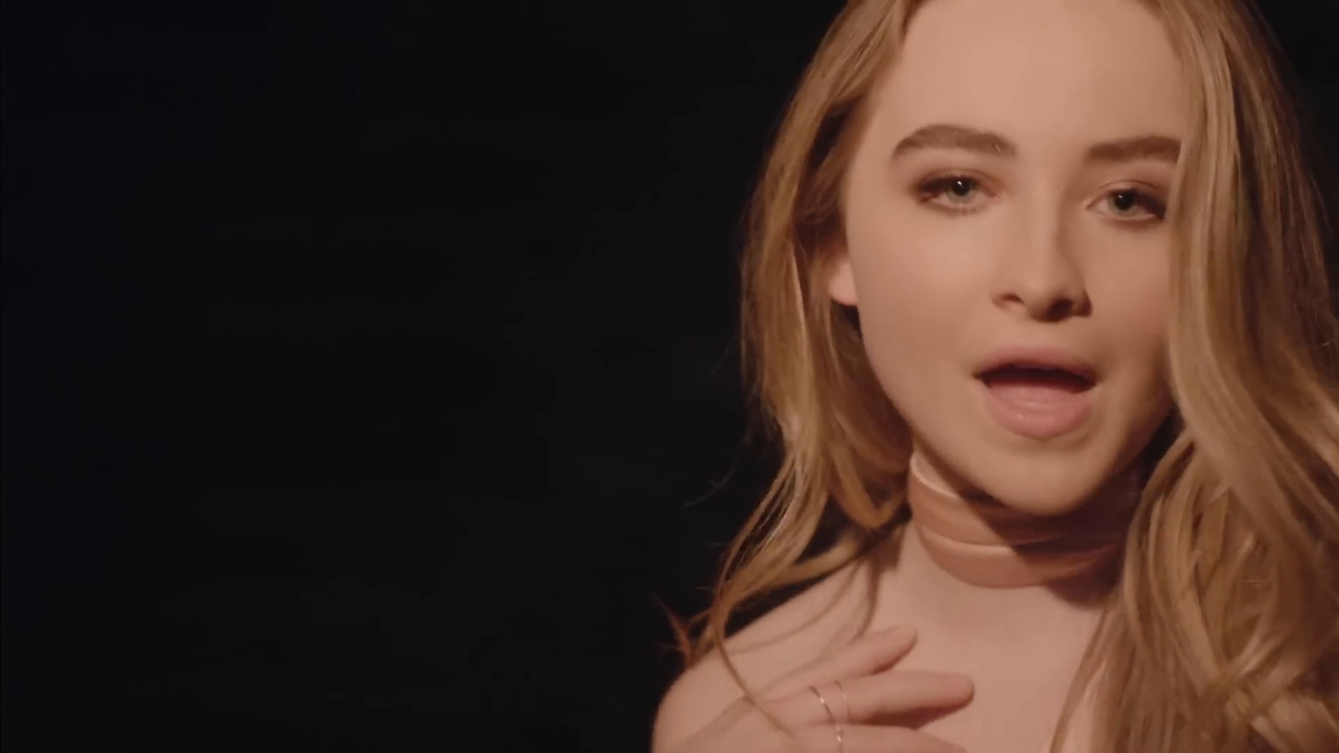 smokefire-mvid_024.jpg smokefire-mvid_024.jpg